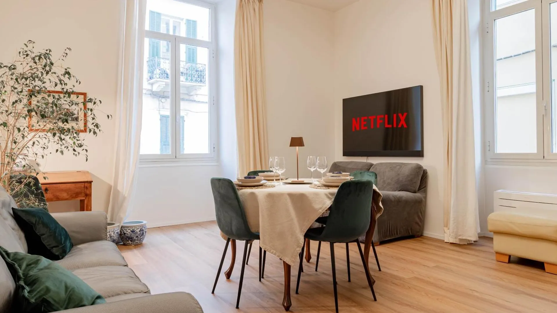 H11 The King'S Apartment Ariston - Centro Sanremo