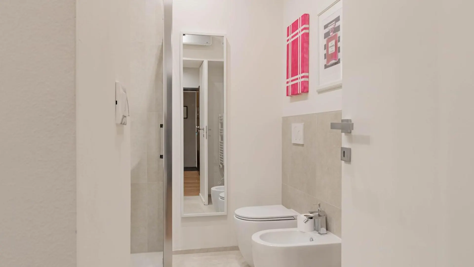 H11 The King'S Apartment Ariston - Centro Sanremo Italy