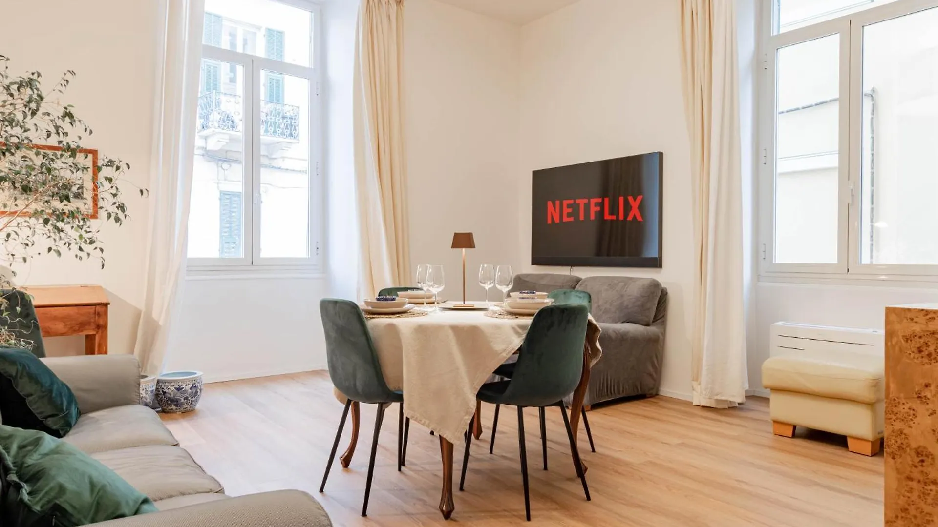 H11 The King'S Apartment Ariston - Centro Sanremo