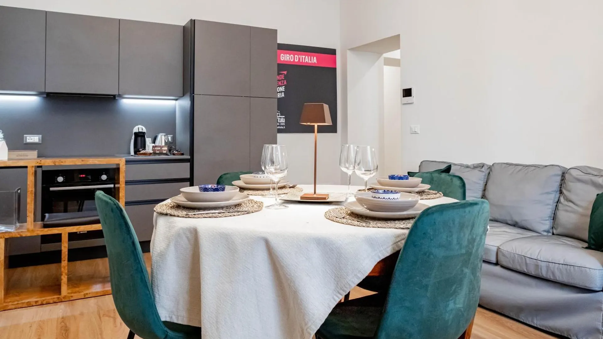 H11 The King'S Apartment Ariston - Centro Sanremo Italy